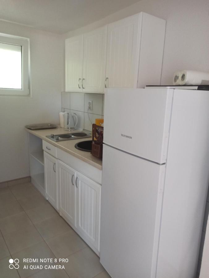 Апартаменти Sunce Apartman Bratkovice 1-8C Драче Екстер'єр фото