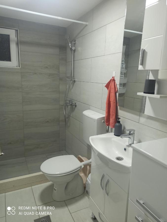 Апартаменти Sunce Apartman Bratkovice 1-8C Драче Екстер'єр фото