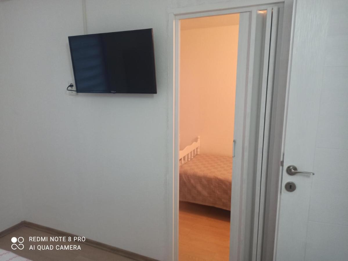 Апартаменти Sunce Apartman Bratkovice 1-8C Драче Екстер'єр фото